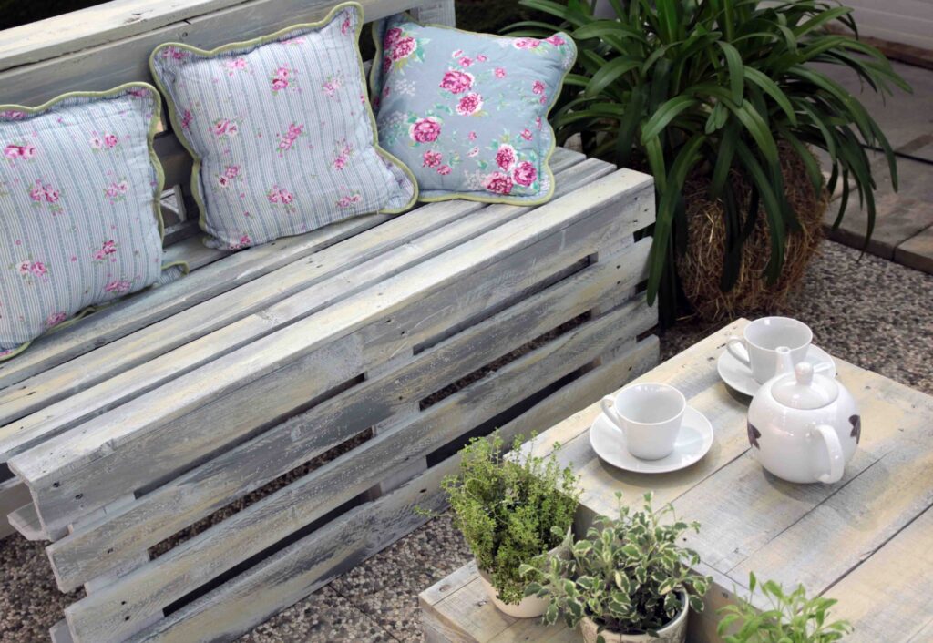 Vrtntna garnitura za sedenje iz palet